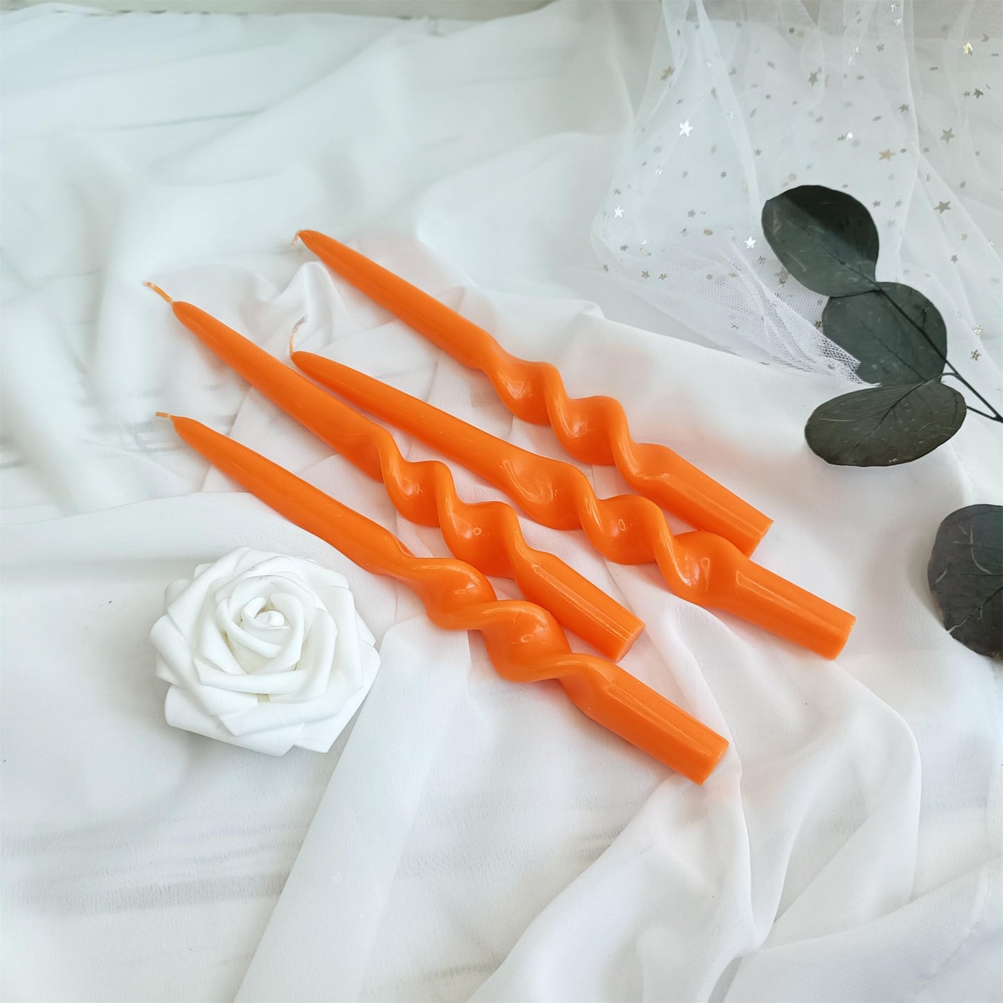 Orange Candlesticks Spiral Taper Candles, 10 Inch Dripless Unscented Twisted Dinner Candles Decorative Candle for Easter Table Mother’s Day Wedding Centerpieces Home Party Decor,4 Pack