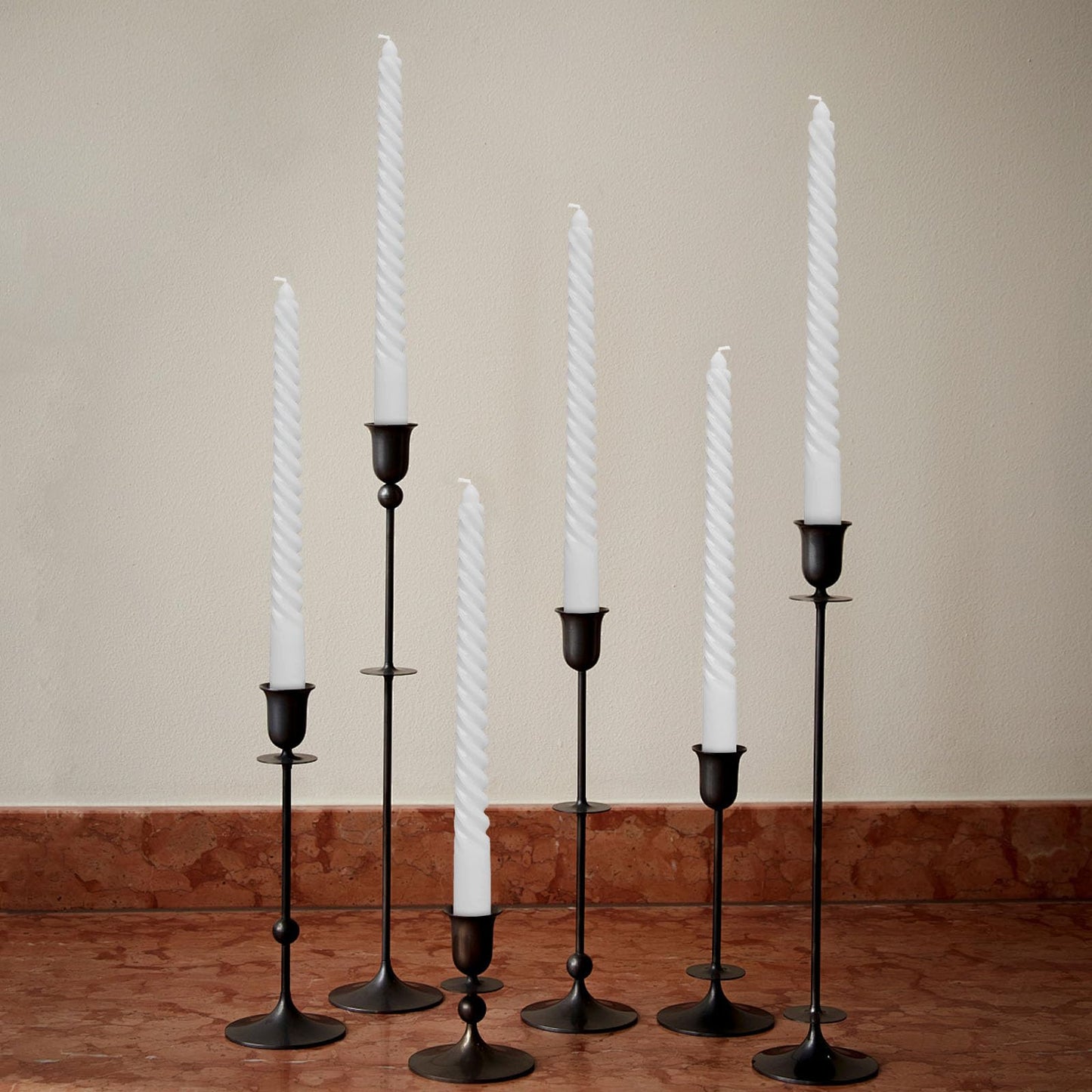 Tipgute 10 Pack Spiral White Taper Candles 3/4×10 Inch – Dripless Smokeless Unscented Long Tall Twisted Tapered Candlesticks Velas Blancas for Wedding Dinner Advent Christmas Easter Home Decor