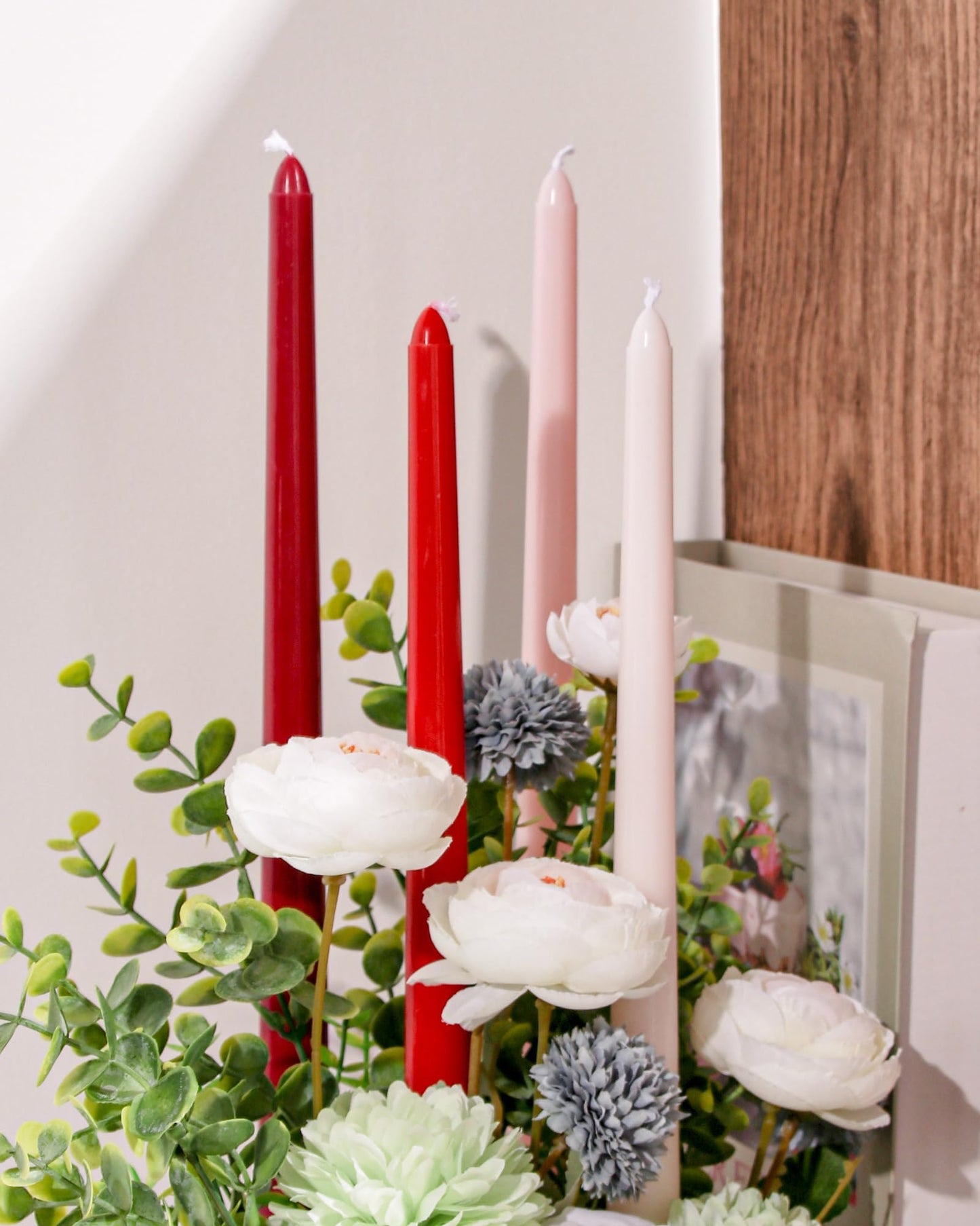 Viyffo 12 Inch Red Taper Candles 4 Pack Unscented Smokeless Long Tall Tapered Candles for Candlesticks Sticks Wedding Home Decor Dinner