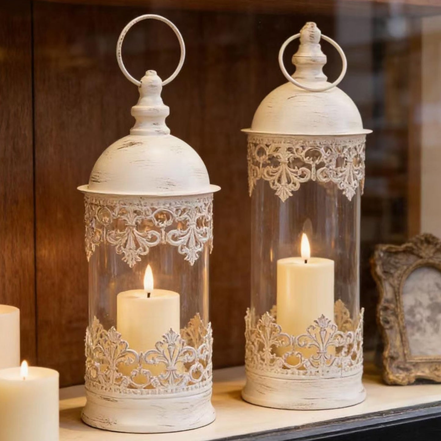 HiSnug Candlestick Holders with Flameless Candles - Gothic Vintage Hurricane Candle Holder, Portable Wind Lamp Barn Lantern Suspended Candleholders for Table Shelf Balcony Eaves, 2PCS, S+L, White