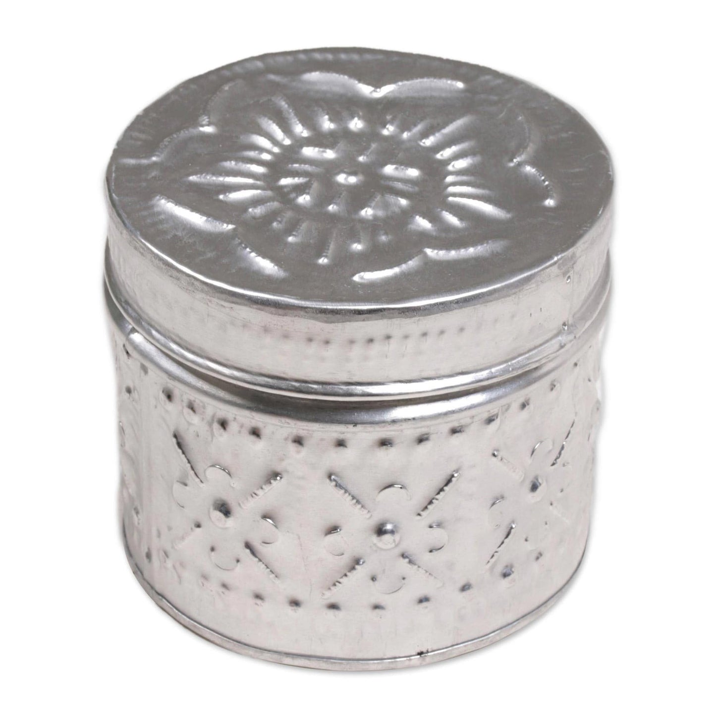 NOVICA Artisan Handmade Aluminum Tinned Candle Ecofriendly Beeswax Floralthemed Metallic Indonesia Lamps Lighting Candles [2.4in H x 2.4in Diam.] ' Soft Light'