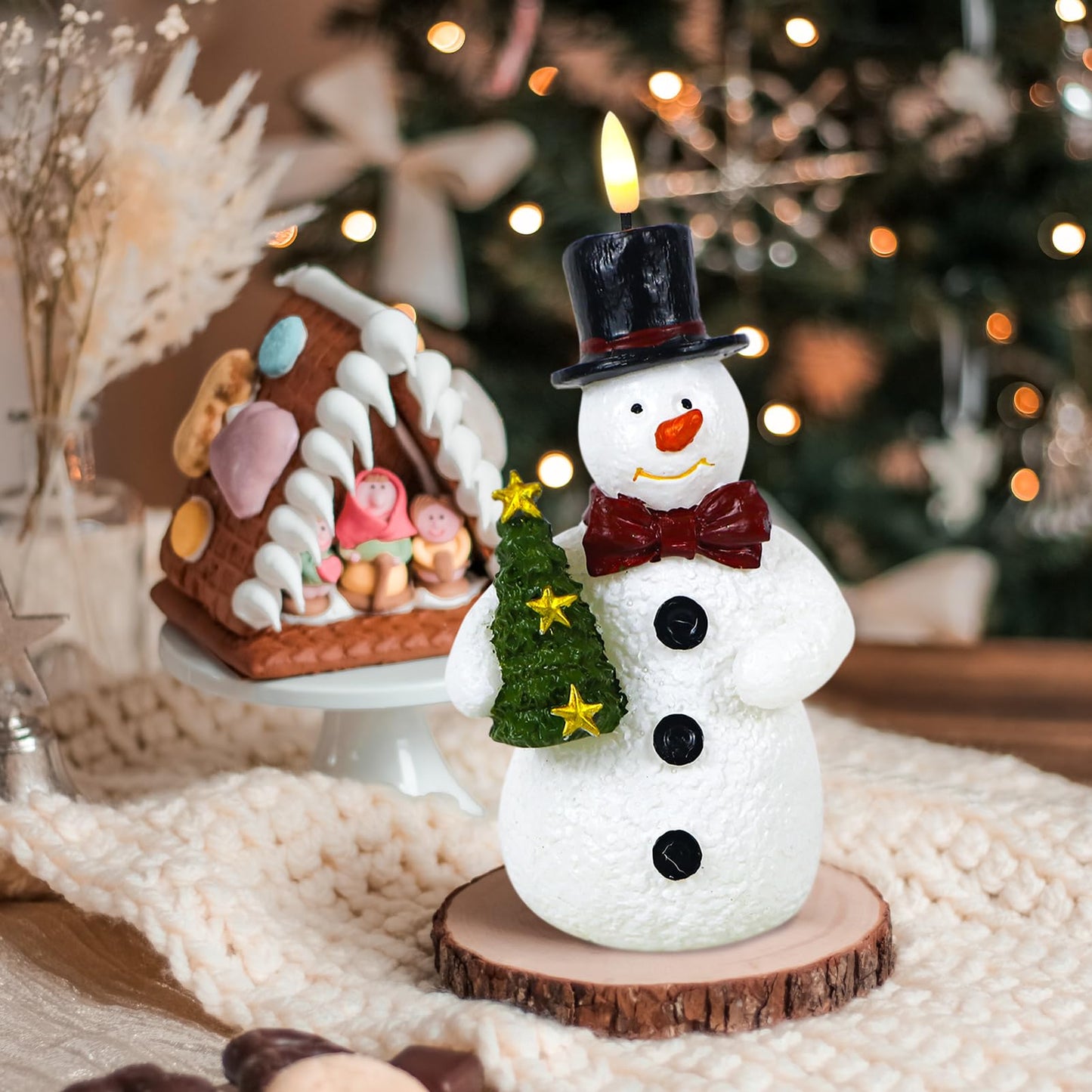 Eldnacele Christmas Snowman Flameless Candles with 6H Timer Hand-Carved Battery Operated Christmas Tree Snowman Candle 3D Wick Flickering Real Wax LED Pillar Candle Dinner Indoor Holiday Decorations