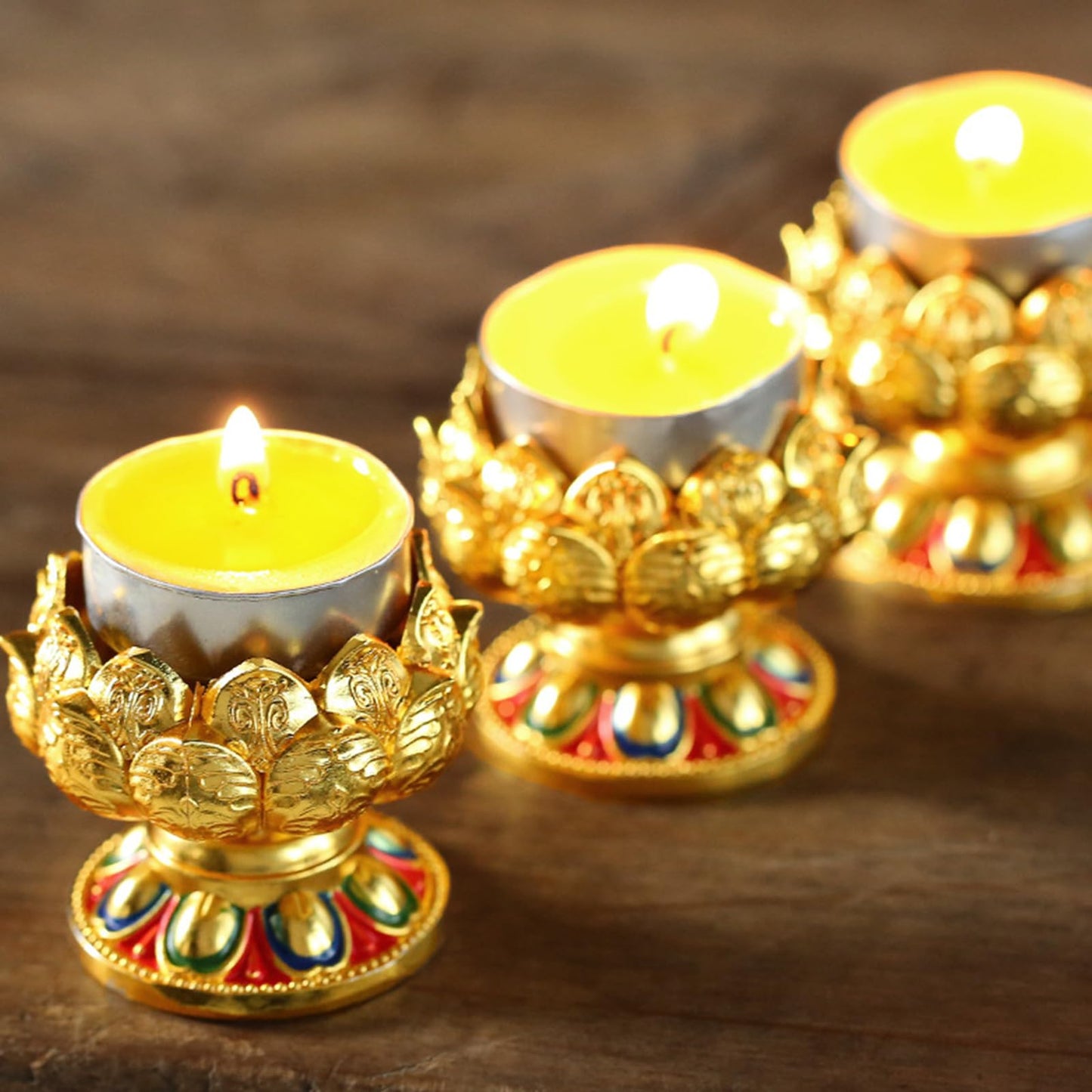 Iron Holder Lotuss Shape Candlestick Holder Table Centerpieces for Temples Kitchen Dining Table Housewarmings Lotuss Butter Lamp