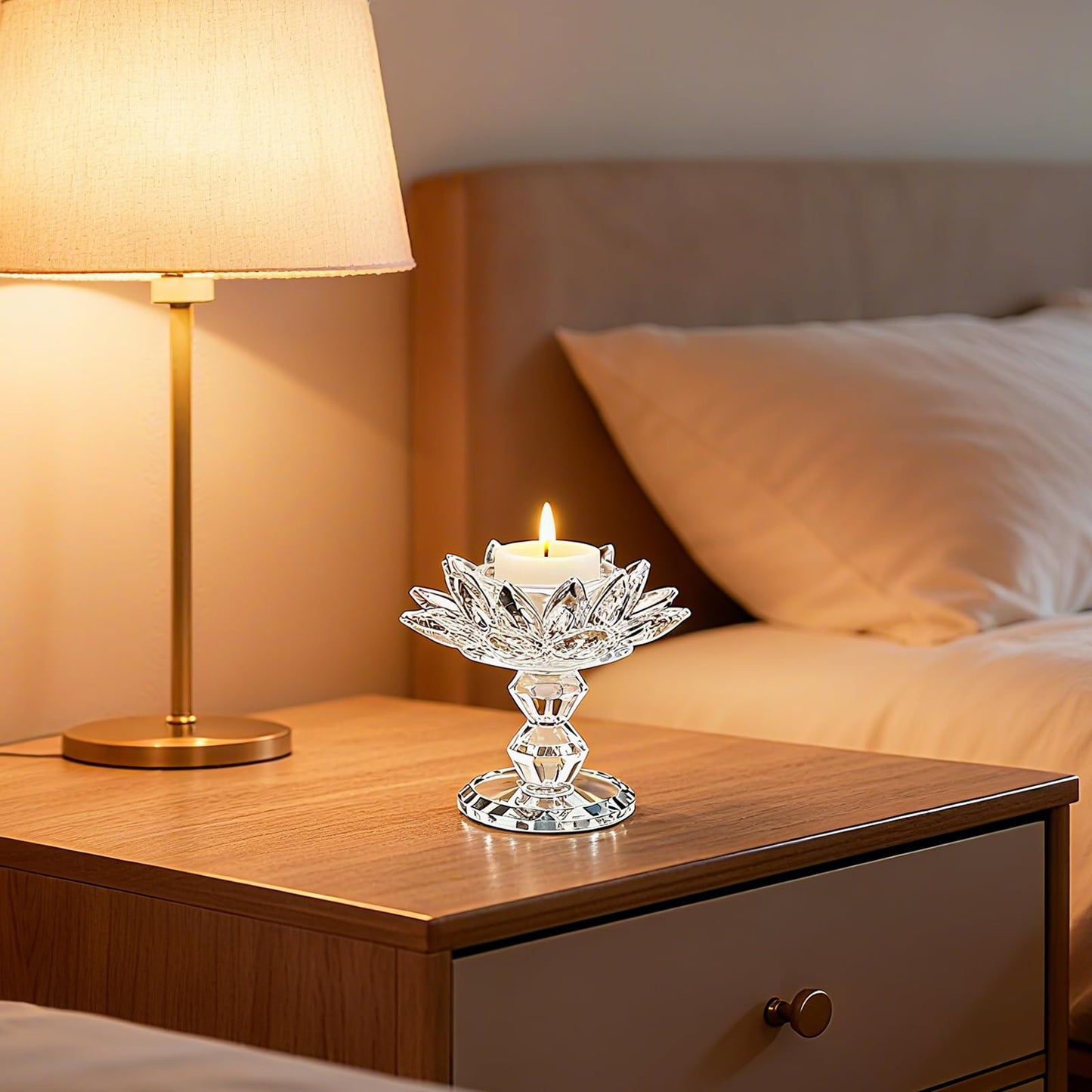 Xisakaca Crystal Lotus Flower Candle Holder, Votive Tealight Candlestick Stand for Table Centerpiece Party Wedding Decor Transparent