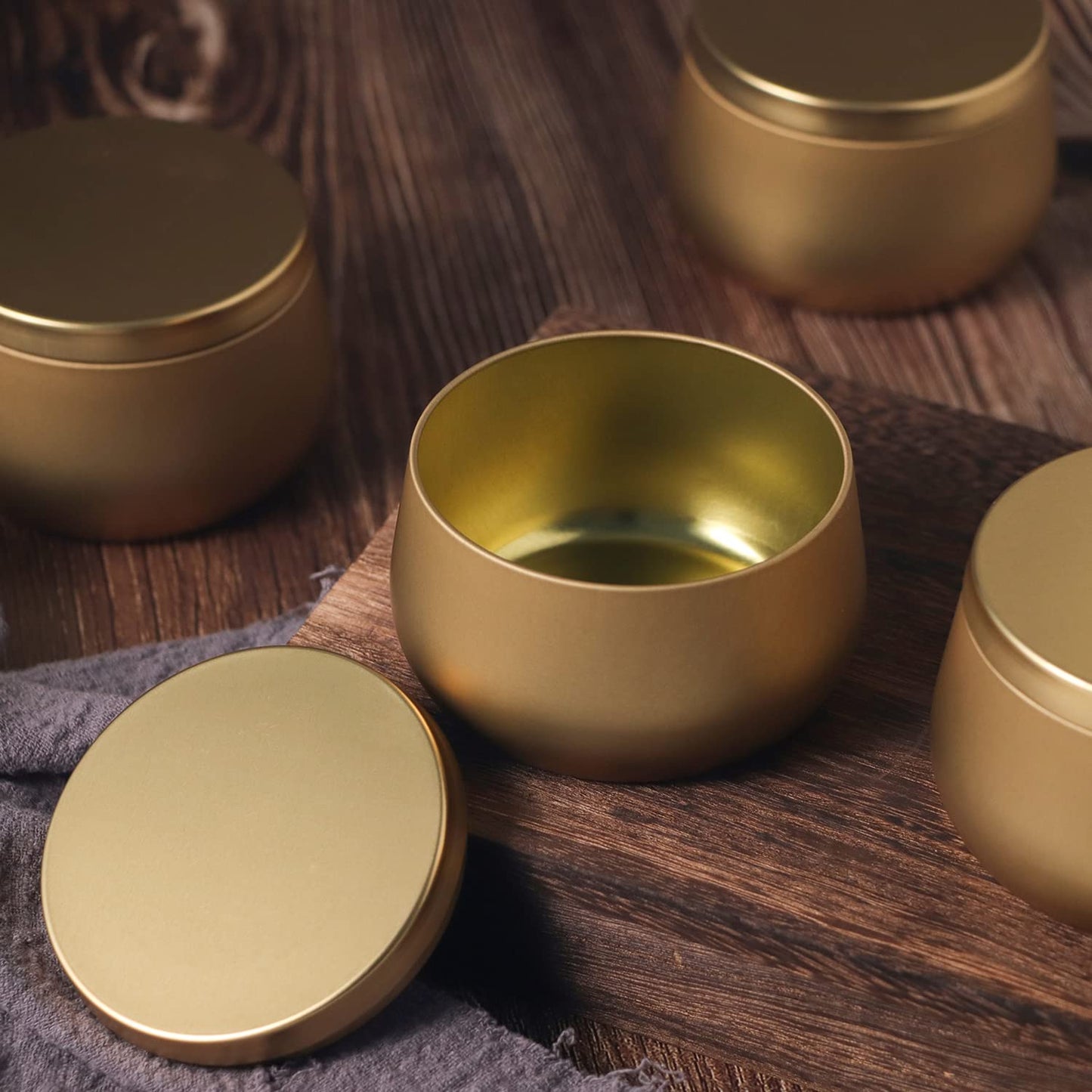 8oz Candle Tins 24 Pieces,Candle Jars Candle Containers with Lids, 8 oz, for Candles Making, Arts & Crafts, Storage, and Gifts (BLACK 12PCS+GOLD 12PCS)