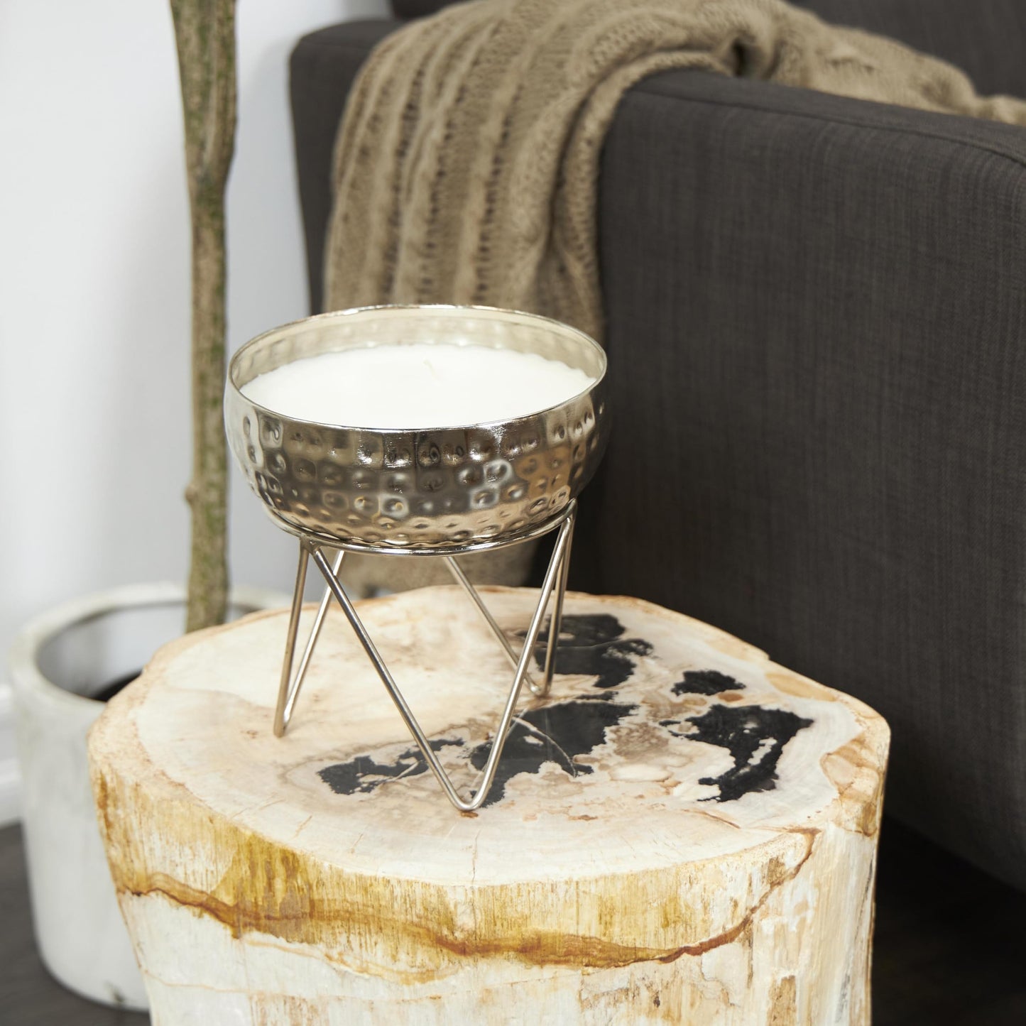 Deco 79 Metal Campfire Scented Hammered 30 oz 3 Wick Candle with White Wax, 7" x 7" x 8", Silver