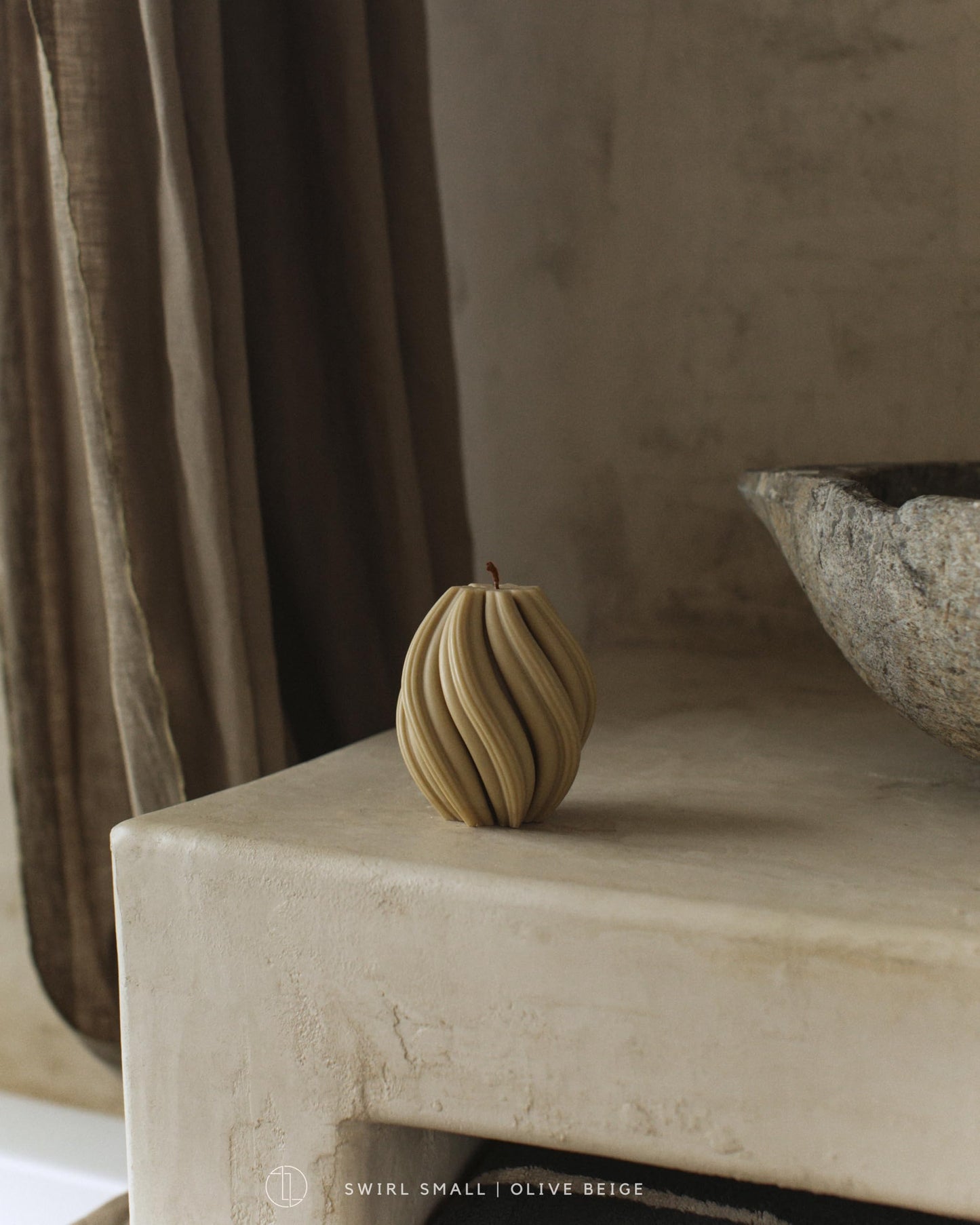 LAWA Swirl Candle - Beautiful Handmade Pillar Soy Wax Twirl Elegant Bubble Aesthetic Candle Housewarming Gift Home Room Shelf Decor Idea Spiral (Olive Beige, Small)