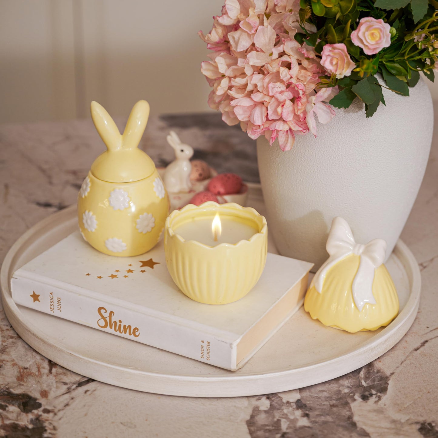 WDS WONDROUS 2-Pack Easter Bunny & Bow Ceramic Jar Candles, Egg Shaped Soy Wax Scented Candles with Daisy and Striped Design, Spring Home Decor Gift Set for Women, Yellow Farmhouse Table Centerpiece
