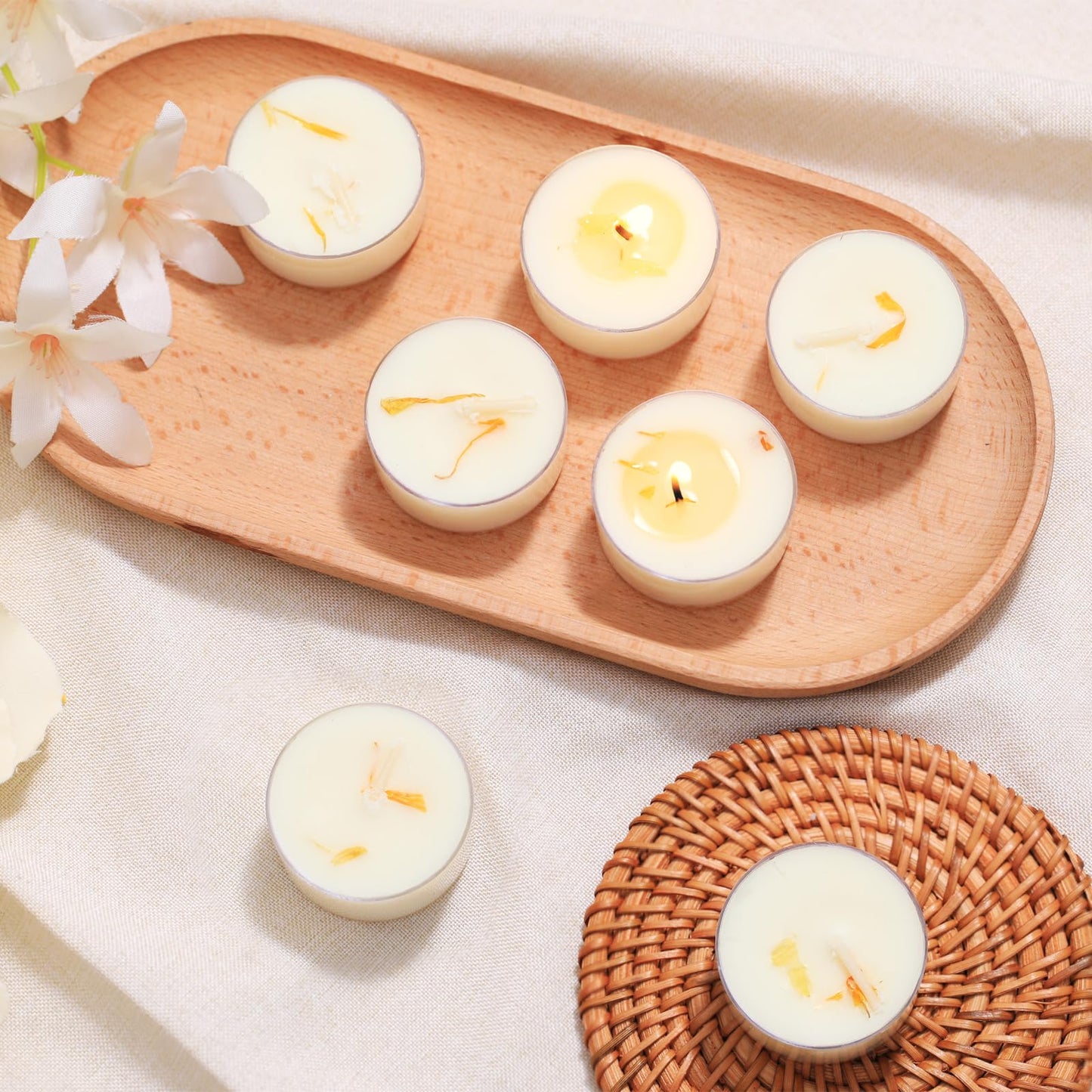 16Pcs Vanilla Scented Tealight Candles, Palm Wax White Tea Lights, 4h Long Burning Tea Light Candles with Dried Flowers for Holiday, Wedding, Spa, and Home Decoration