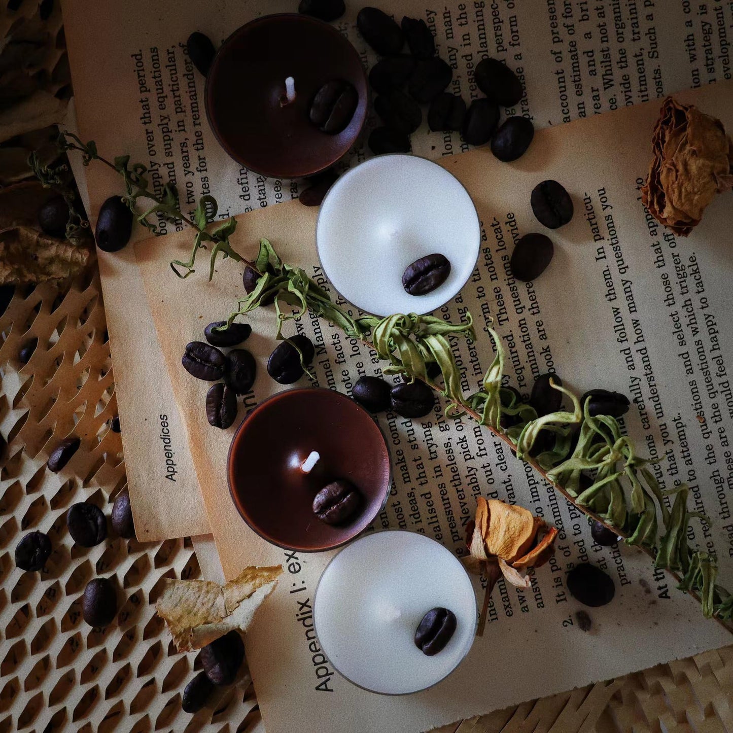 Coffee Scented Tea Lights - 4-Pack Beeswax Soy Wax Candles, White & Brown with Real Coffee Bean Decoration, Long-Lasting, Perfect for Relaxation and Gifts