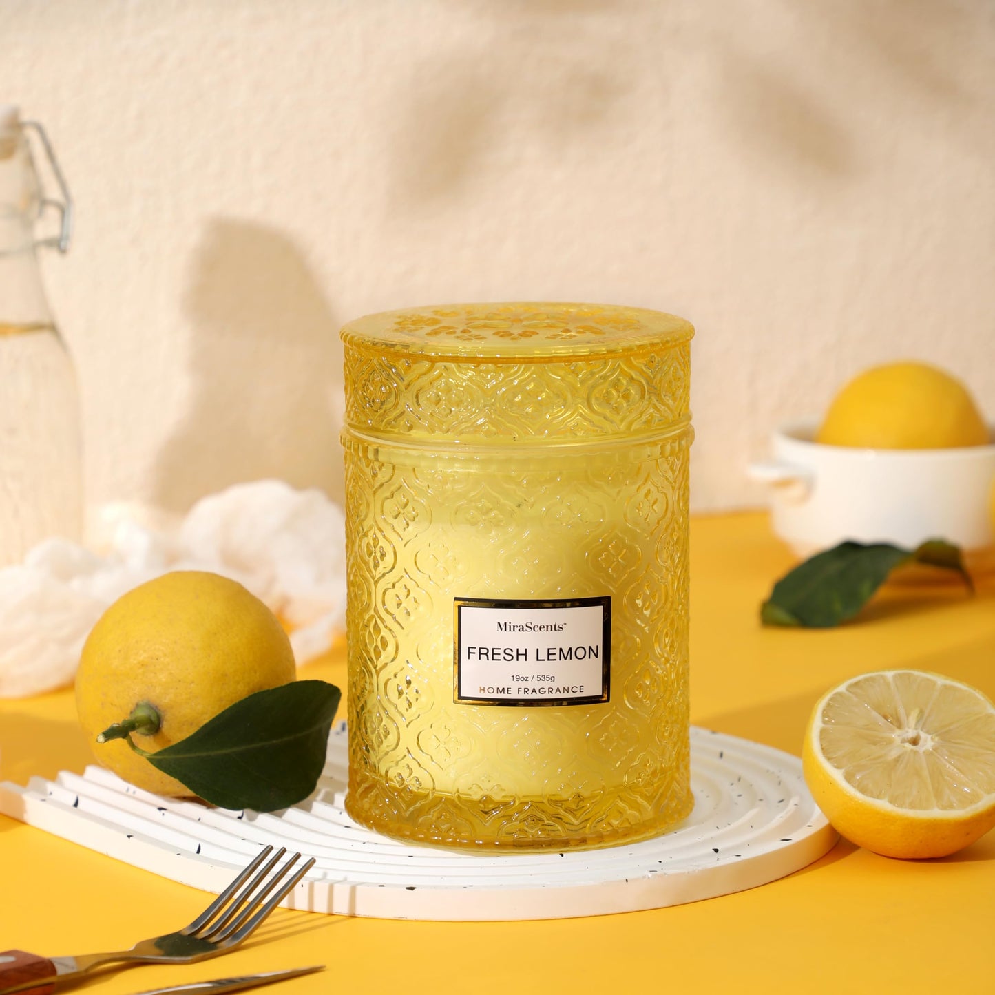 Lemon Scented Candles, 19oz Aromatherapy Candles Gifts for Women, Yellow Luxury Large Decorative Candles in Glass, Natural Soy Wax for Home