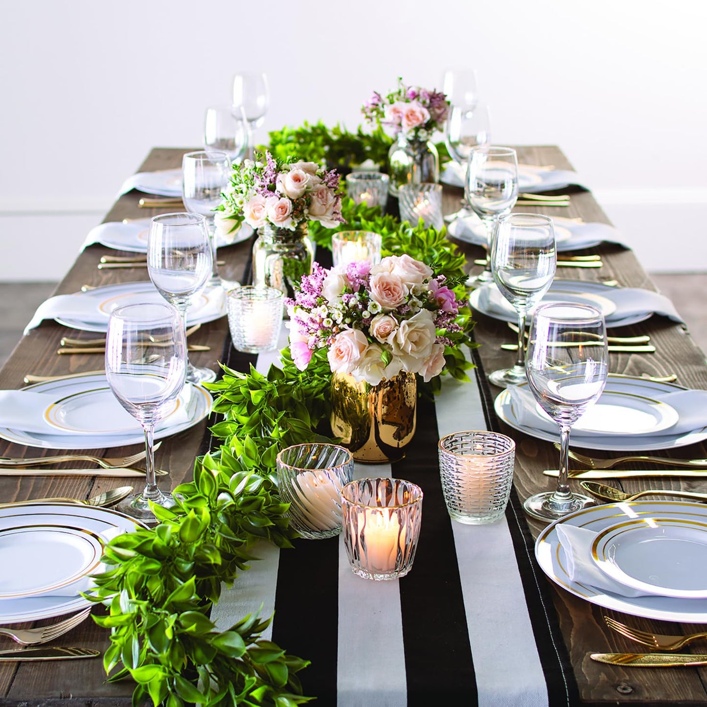 Fun Express Clear Gold Trim Votive Holders – Elegant Home Décor for Weddings Parties Special Occasions and Table Settings – Perfect for Candles Ambient Lighting & Centerpieces – 6 Pieces