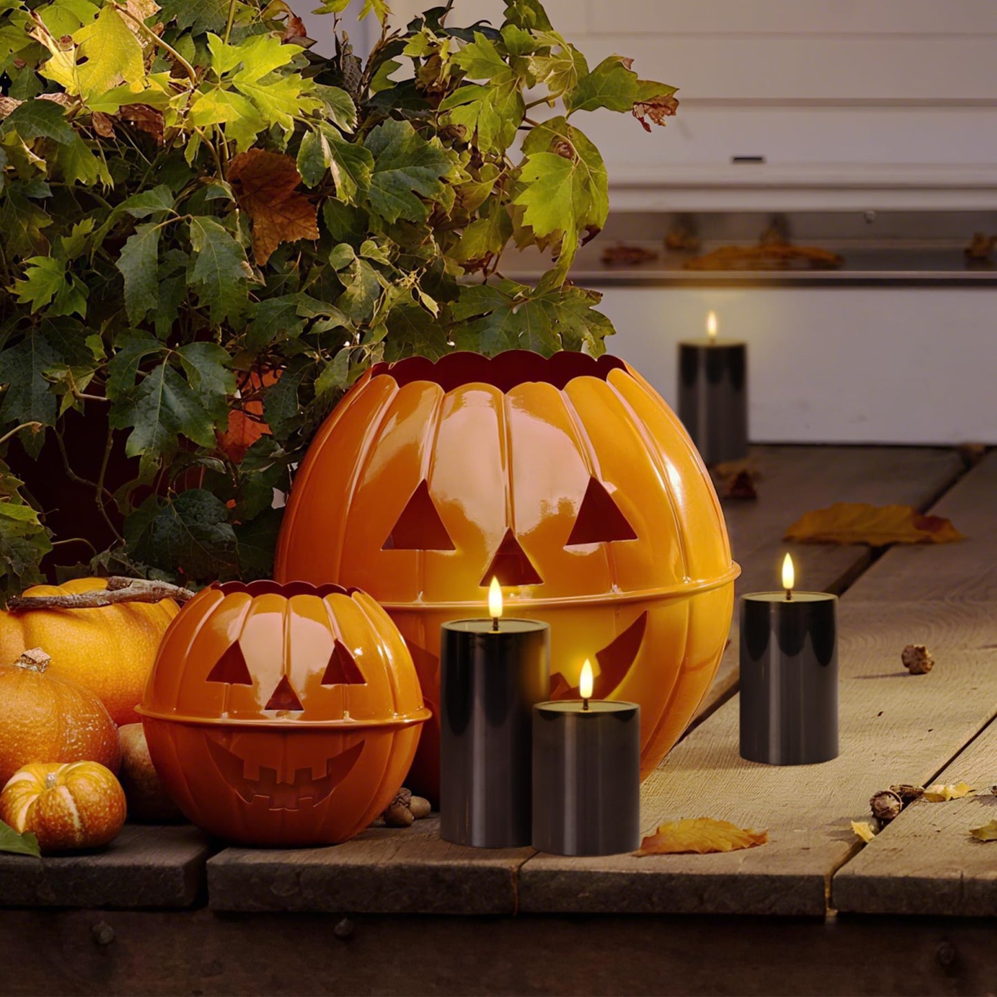 Mavandes Solar Powered Waterproof Flameless Pillar Candles with Candle Grease, Flickering Dusk to Dawn Battery Operated Pack of 4 Black Plastic LED Outdoor Lighting Halloween (3" x 4" 5" 5" 6")