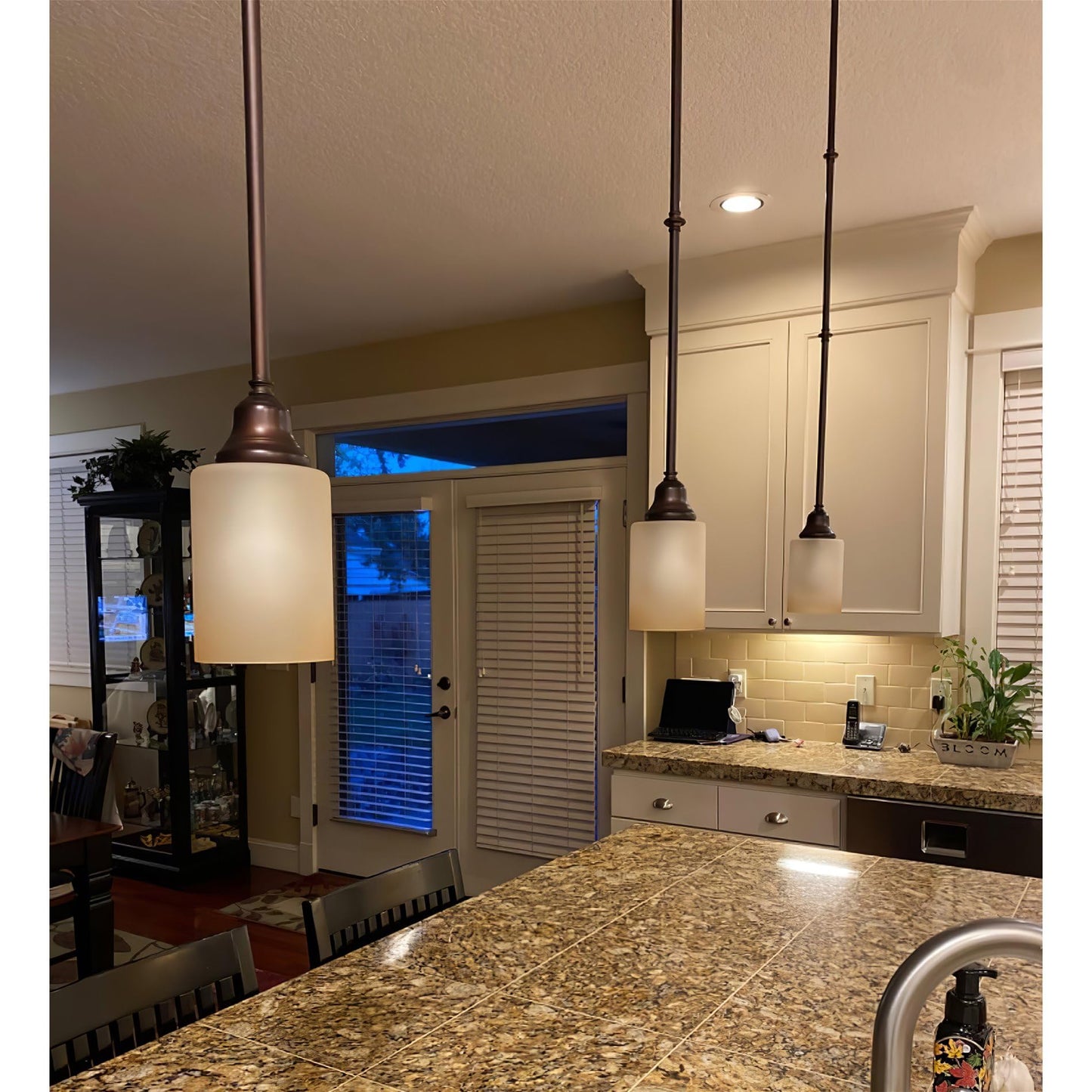 Kira Home Villa 6" Pendant Light Glass Shade Replacement w/Amber Cylinder Design (Set of 3), Bathroom Vanity Light & Chandelier Glass Upgrade, 6" x 4", Fits Threaded Medium Base Sockets