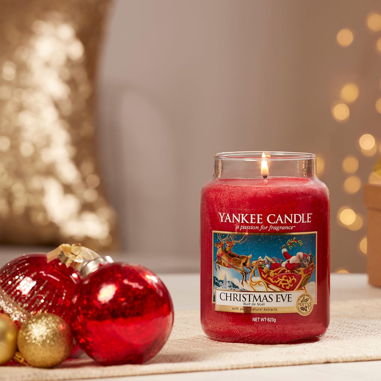 Yankee Candle Christmas Eve Scented, Classic 22oz Large Jar Single Wick Candle, Over 110 Hours of Burn Time