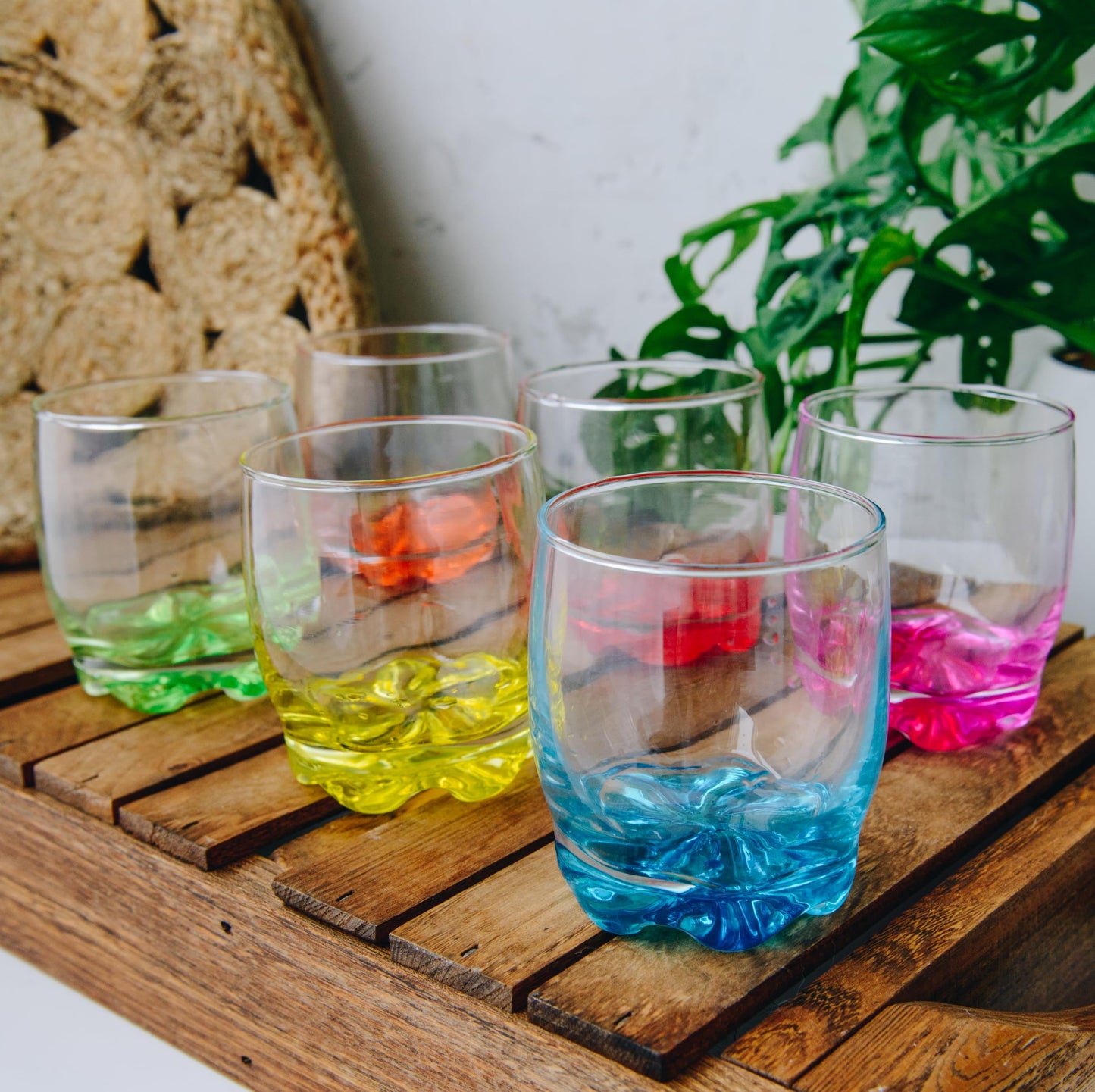 Glasmark KROSNO, 250 ml, Set of 6, Drinking Glasses with Coloured Base, Long Drink Glasses, Water Glasses, Juice Glasses, Perfect for Home, Restaurants and Parties