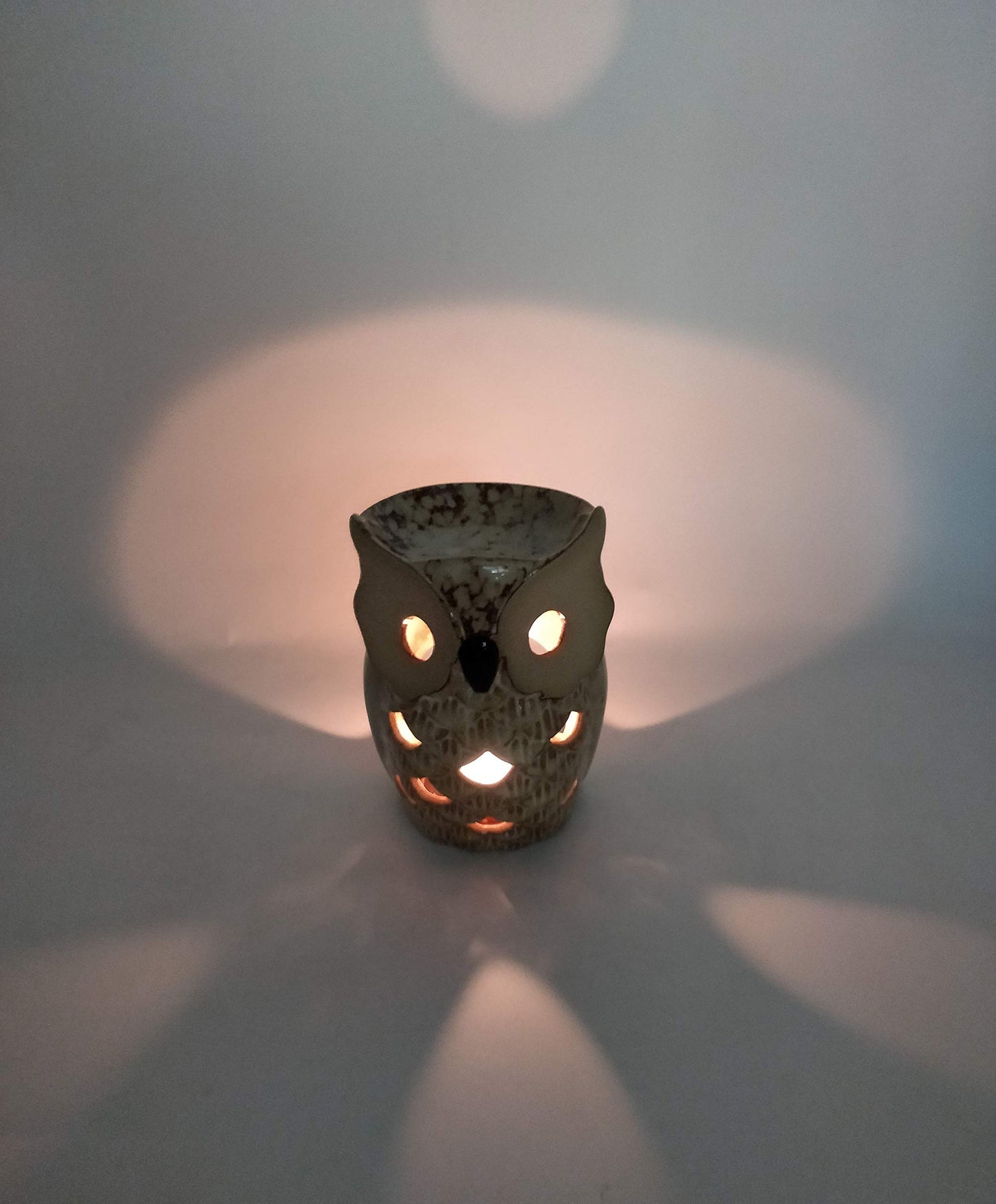 MONMOB 4.7 Inch Ceramic Owl Oil Warmer Aromatherapy Burner/Tea Light Candle Holder Oil Burner/Essential Oil Warmer Candle Holder/Wax Warmer Ideal Gifts for Women, Mom or Birthdays