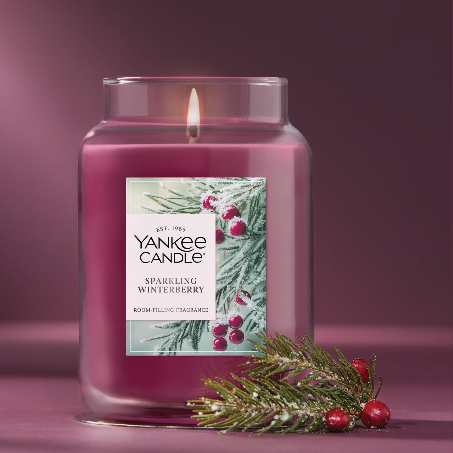 Yankee Candle Sparkling Winterberry Scented Candle, 22oz Large Jar, up to 150 Hour Burn Time, Giftable