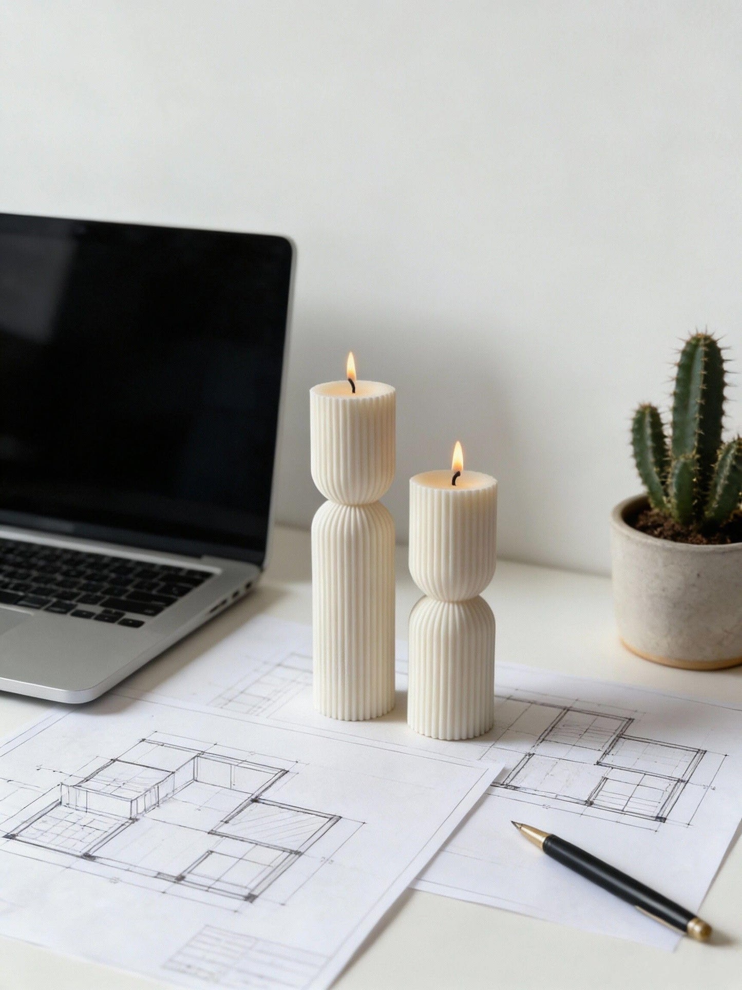 2PCS Hourglass Pillar Candles Set,Soy Wax Orchids Scented Pillar Candles,Cylindrical Tall Pillar Candle,Elegant Bubble Aesthetic Candle Housewarming Gift Home Room Shelf Decor Idea(White)