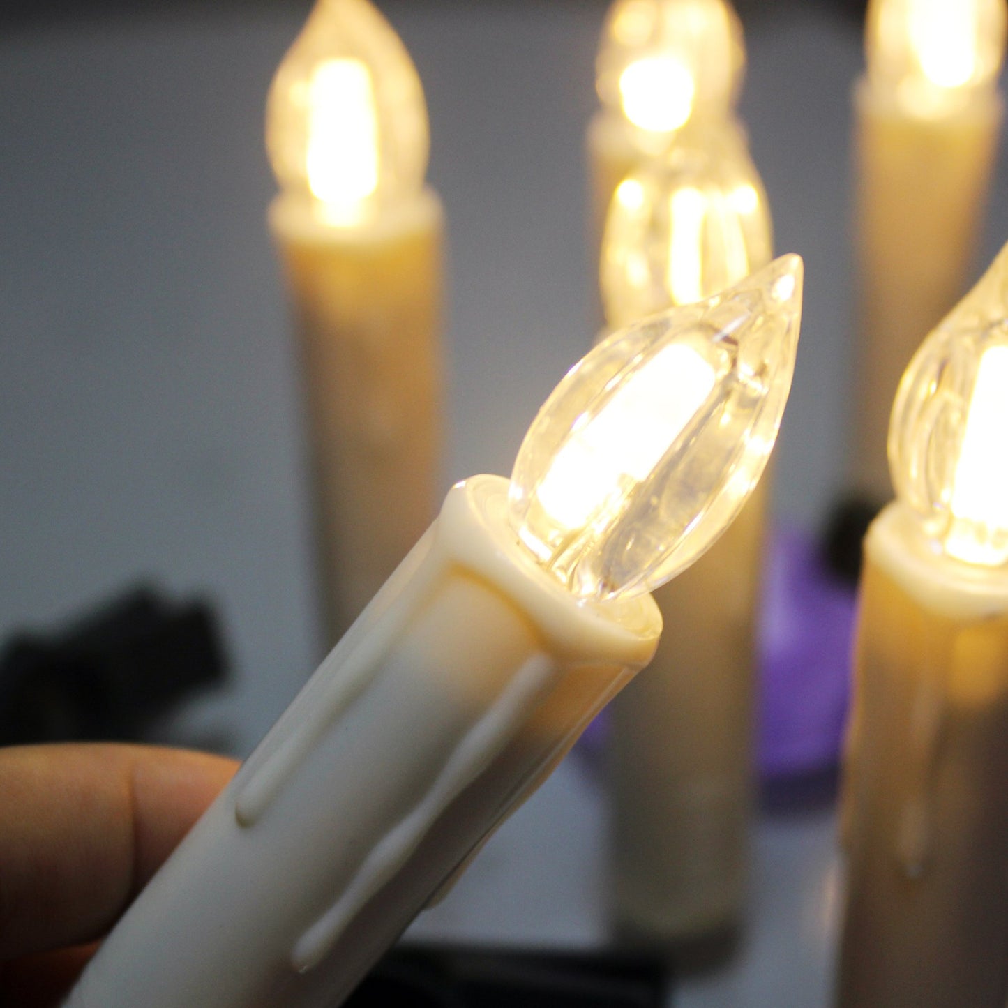 Gedengni Short Candlesticks LED Taper Candles, 4inches Battery Chandelier Remote LED Candle Sticks Flameless Candlesticks Timer Tapered Candles with Clip for Hotels Bars Churches Harry Potter Party
