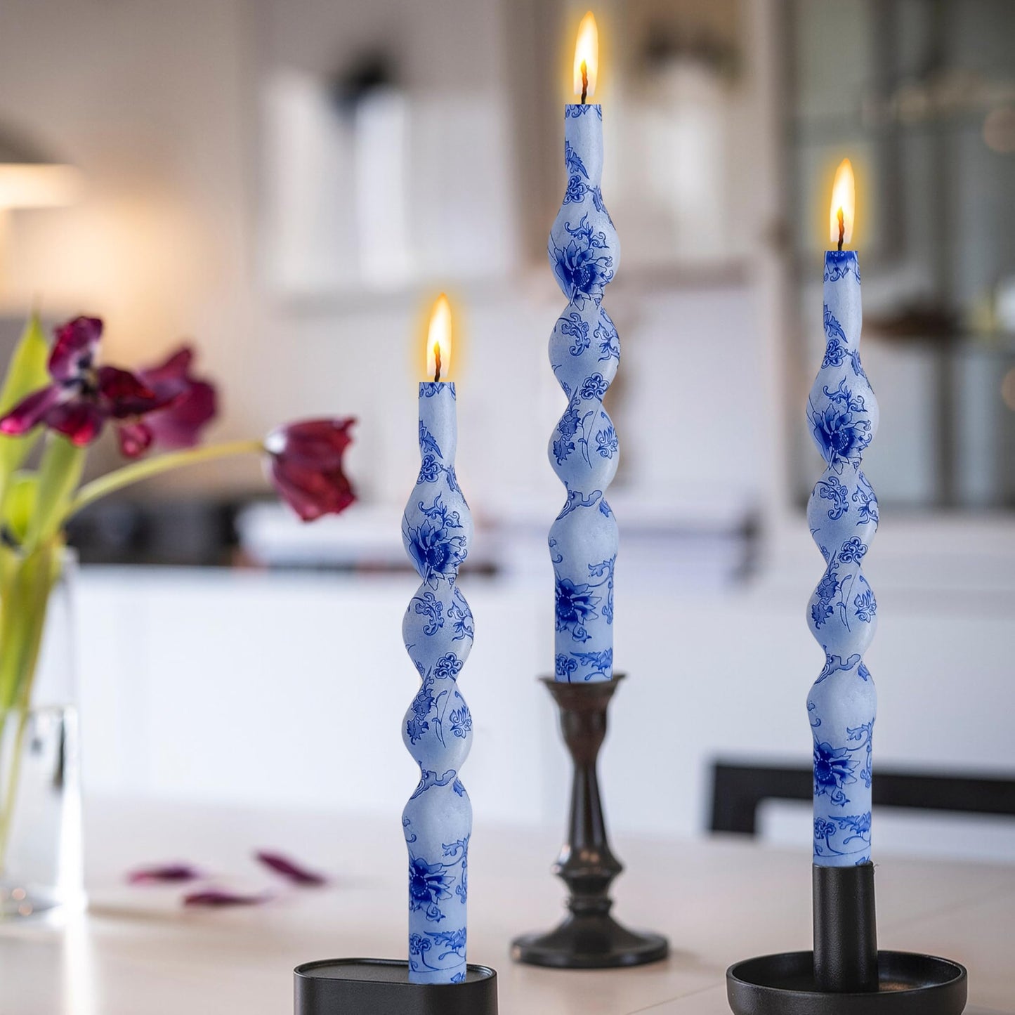 Flowers Printed Spiral Candles Unscented Blue Twisted Candlestick Smokeless Set of 2 Long Taper Candle 10 inch Twisted Candle Sticks Tapered Candles for Home Wedding Dinner Holiday Party