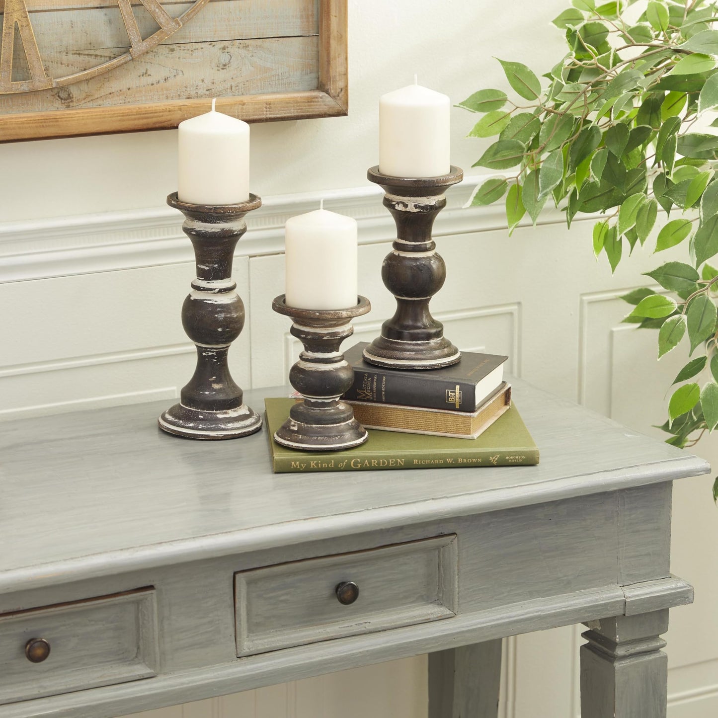 Deco 79 Wood Candle Holder, Set of 3 6', 8', 10'H, Dark Brown