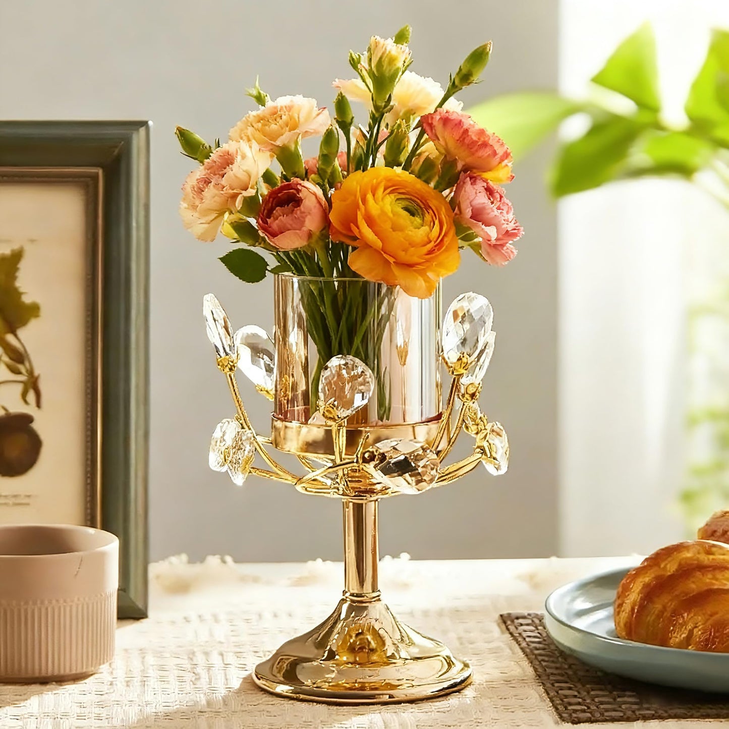 YIUTOYILY Gold Hurricane Candle Holder, Crystal Candle Holders for Pillar Candles with Clear Glass Sleeve - Elegant Centerpiece for Weddings, Dinners, Party Decor
