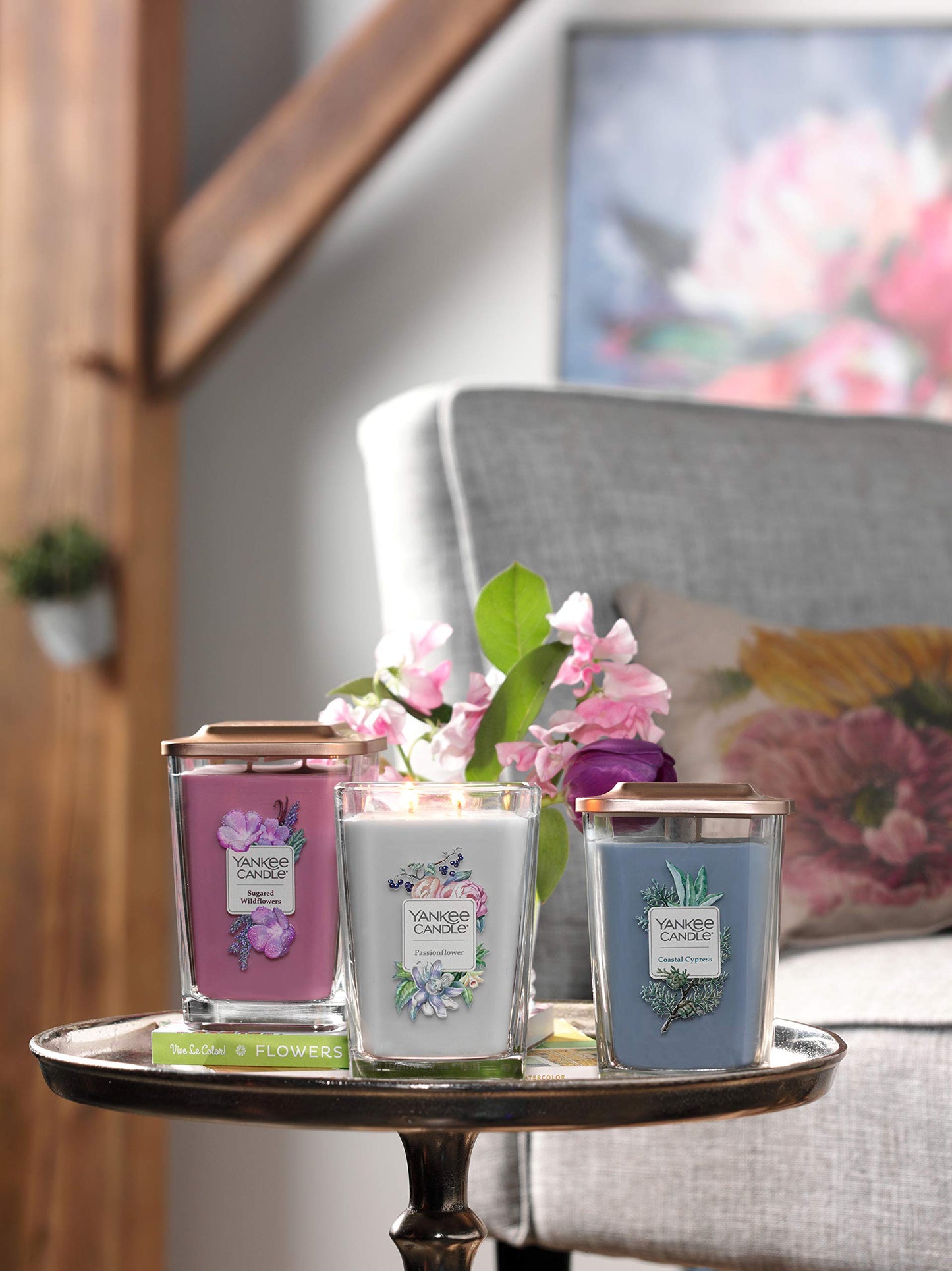 Yankee Candle Elevation Collection with Platform Lid Sugared Wildflower Scented Candle, Large 2-Wick, 80 Hour Burn Time