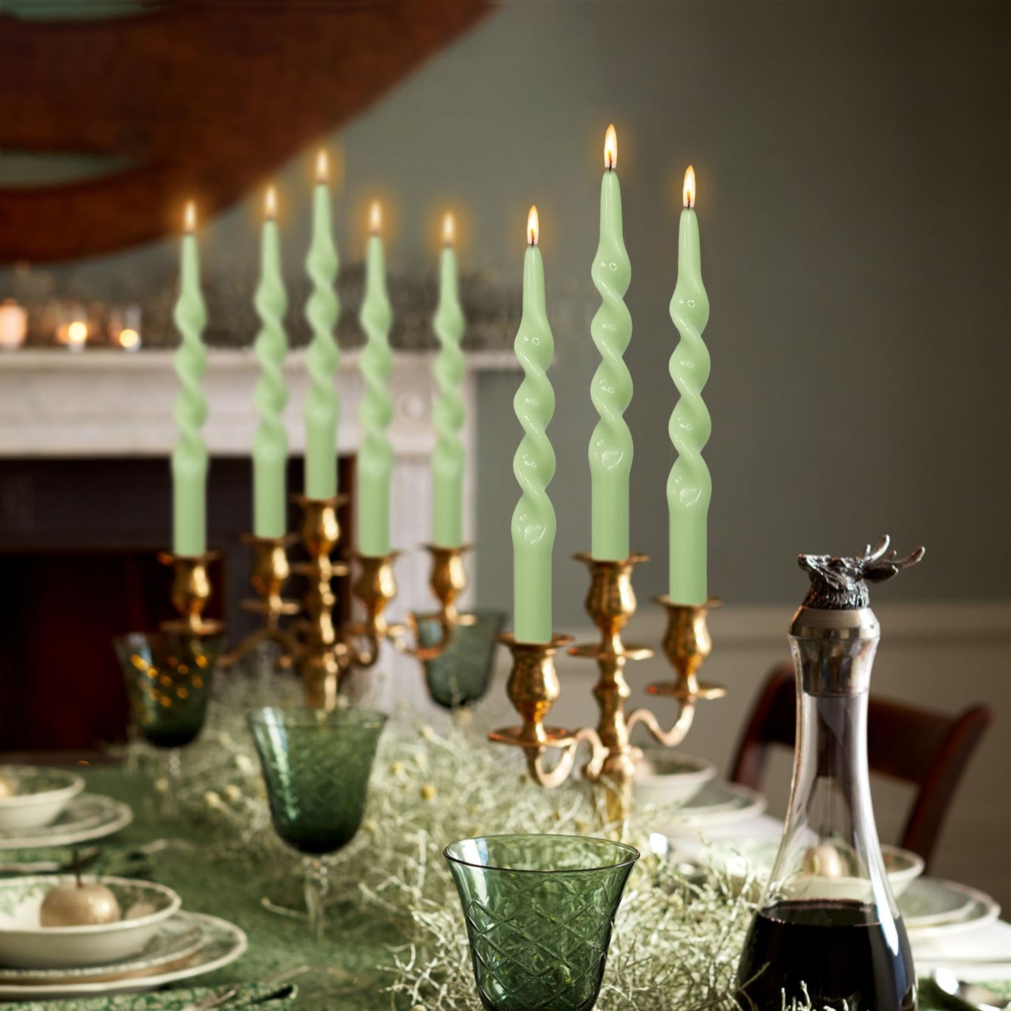 BALEAGCDL Twisted Taper Candle Green Spiral Candlesticks 10 Inch Unscented Handmade Smokeless Dinner Candles Set for Holiday Wedding Party Gift Home Decoration