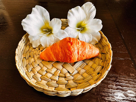 Croissant Shaped Candle | Decorative Handmade Natural Soy Wax | Unique Realistic Food | Best Gift for Women| Aromatherapy at Home| Romantic Cozy Fragrance Home Decor Candle