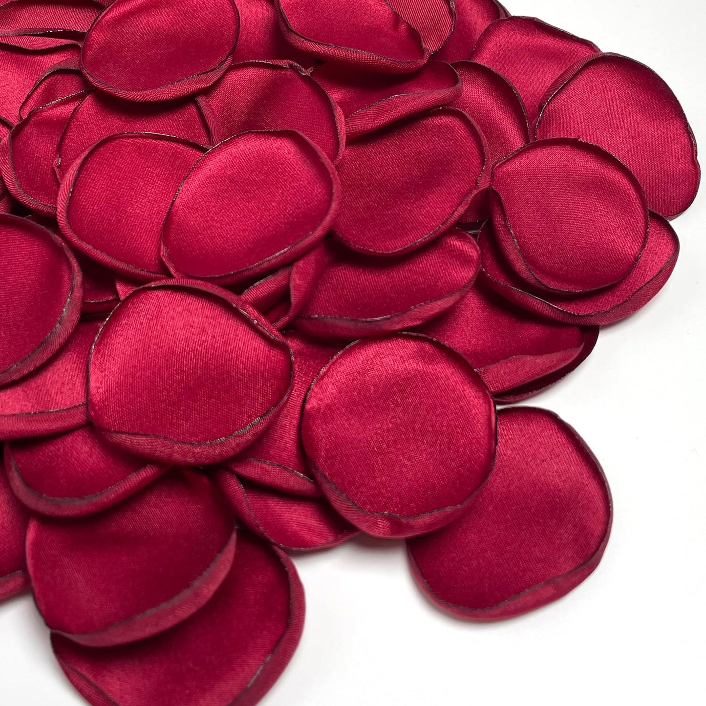 XINGXIA 400Pcs Rose Petals for Wedding Decor Burgundy Silk Petals Flower Girl Scatter Petals for Aisle Table Centerpieces Reception, Bridal Shower Proposal Party Romantic Night
