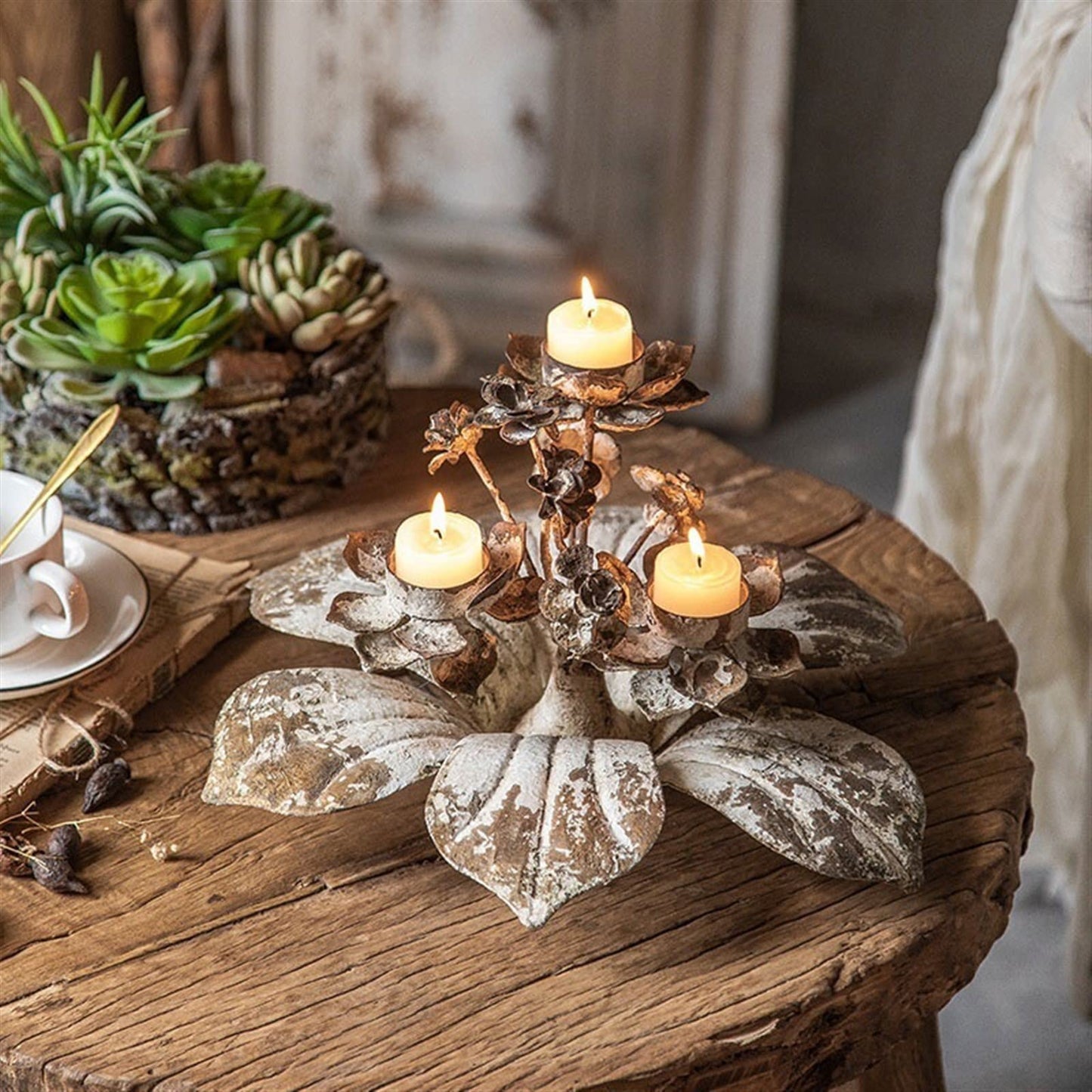 cfycfy987 Candelabra European Style Retro Flower Candlestick Iron Old Table Decoration Wedding Party Decoration Shooting Props Candle Sticks Holder