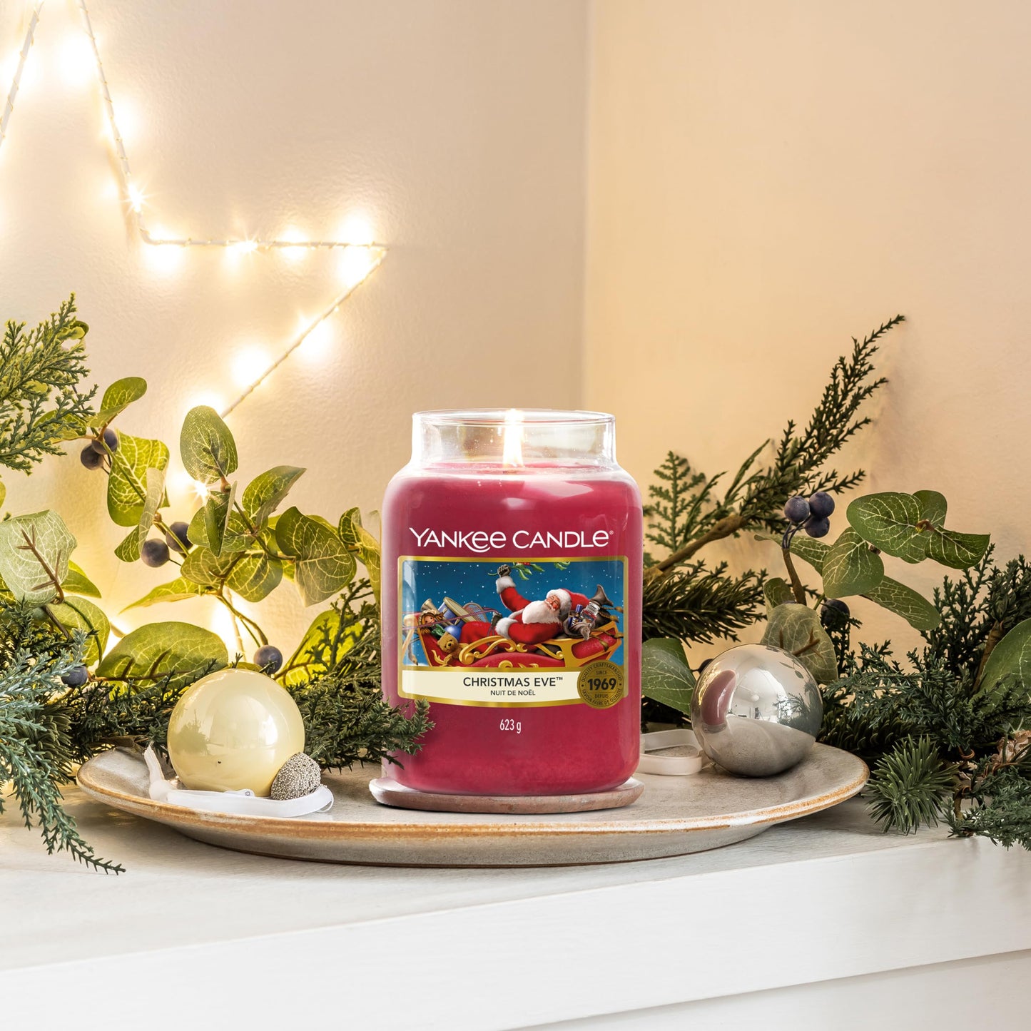 Yankee Candle Christmas Eve Scented, Classic 22oz Large Jar Single Wick Candle, Over 110 Hours of Burn Time