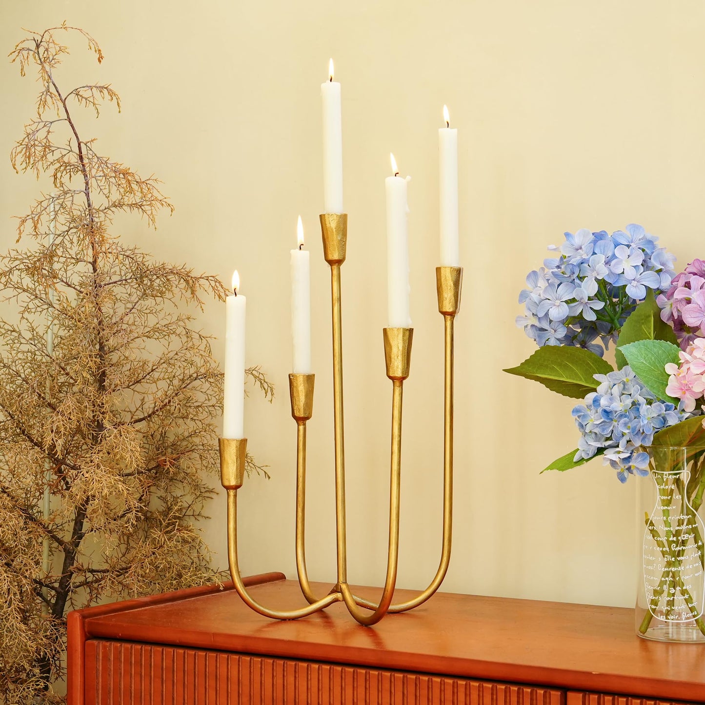 Cast Iron Candelabra 5-Taper Candle Holders, Golden Metal Candlestick Holders Tabletop Candles Stand, Decorative Table Centerpieces Mantel Decor, Antique Brass