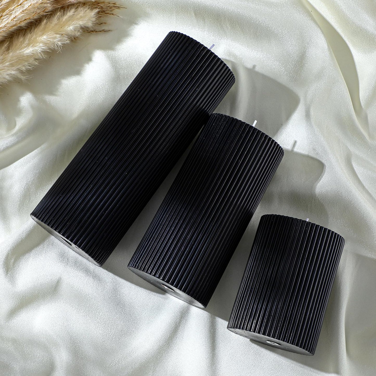 Conelist Ribbed Pillar Candles Set of 3, Width 3" High 4" 6" 8" Large Soy Wax Orchids Scented Pillar Candles Aesthetic Ribbed Modern Home Decor for Bathroom Living Room(Black)