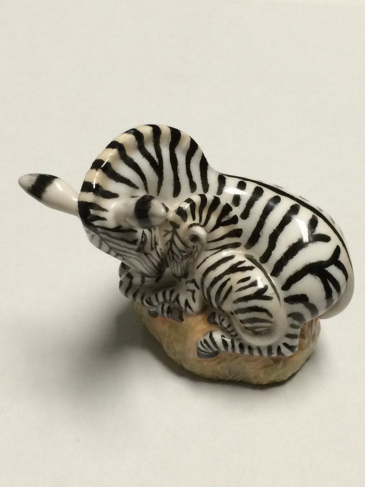 Department 56 African Safari Animals Zebra "A Quiet Moment" Candle Snuffer #56.50037