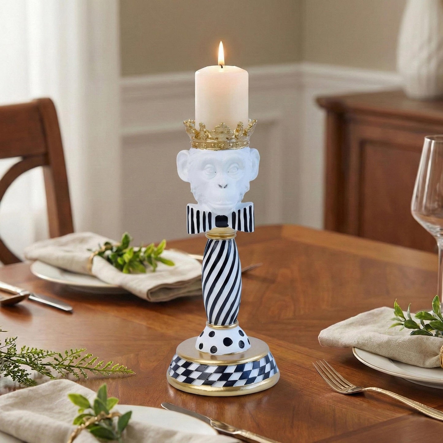 Crowned Animal Candlestick Holder Black & White Checkerboard Taper Candle Holder with Gold Accents Eclectic Resin Statue for Modern Home Decor, Table Centerpiece