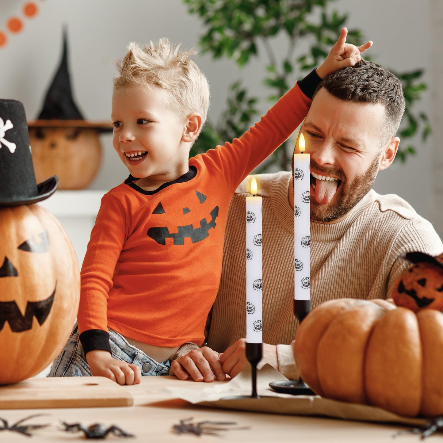 SEHNSY Halloween LED Flameless Taper Candles with Remote and Timer, 4 Pack Battery Operated Real Wax Candles with Glow in The Dark Pumpkin Face Stickers for Halloween Table Party Decor