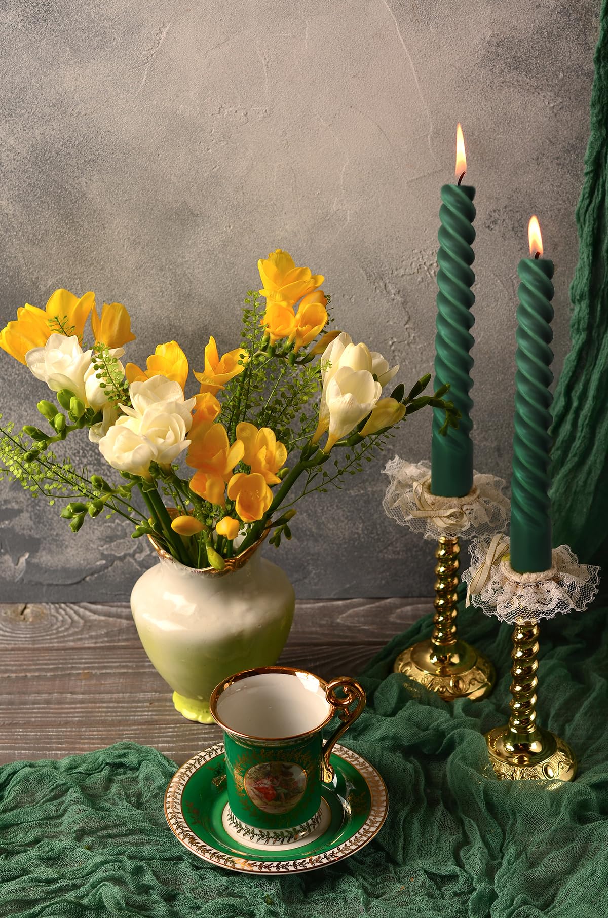 6 Pack 10 Inch Hunter-Green Spiral Taper Candles for Christmas and Spring Home Decoration, Unscented Dripless Twisted Candlesticks for Dinner St. Patrick's Day Earth Day and Garden Parties