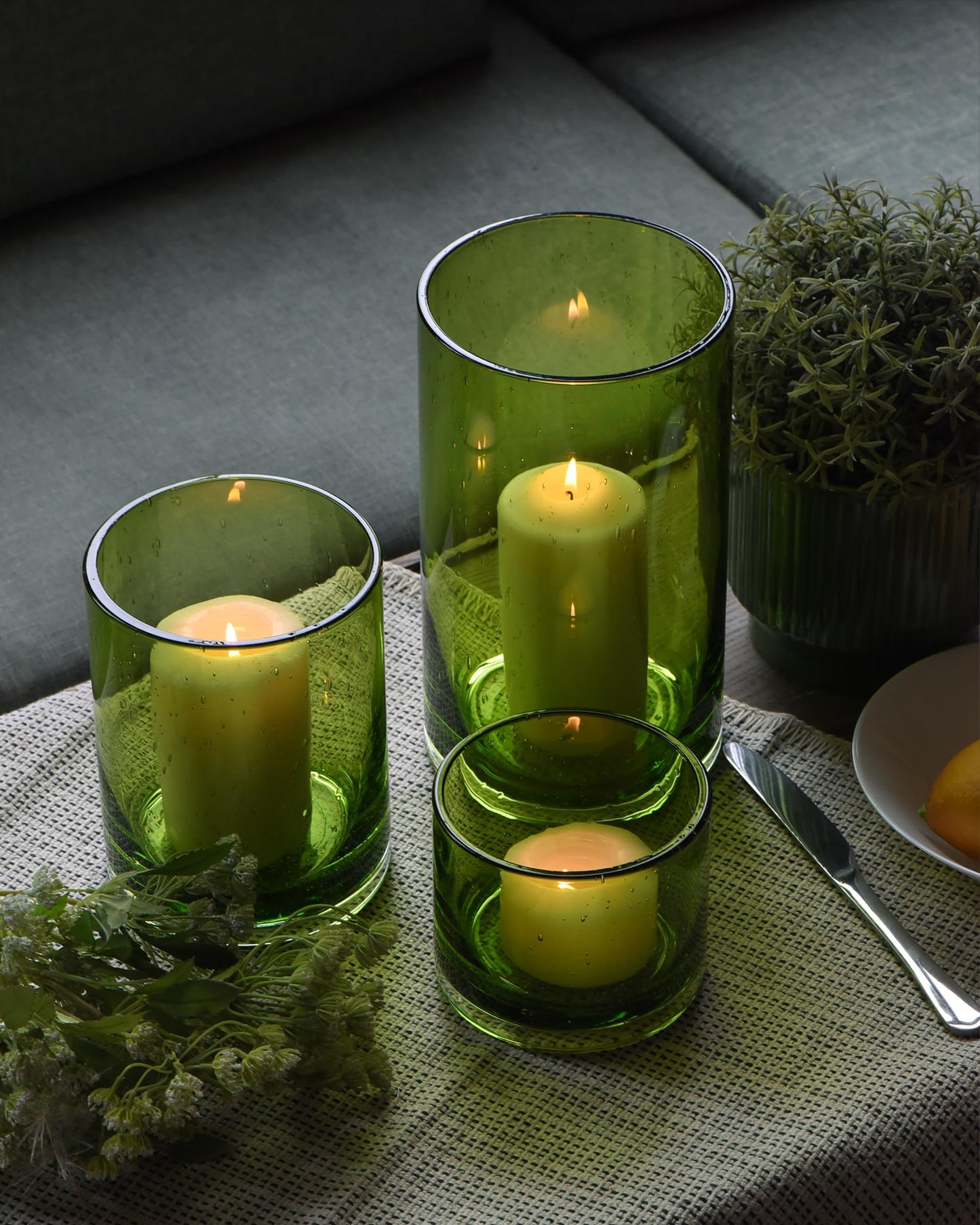 ARIAMOTION Hurricane Candle Holders Set of 3, Spring Green Glass with Seeded Bubbles, Pillar Candle Holders, Cylinder Vase Centerpieces 10" 7" 4" Height