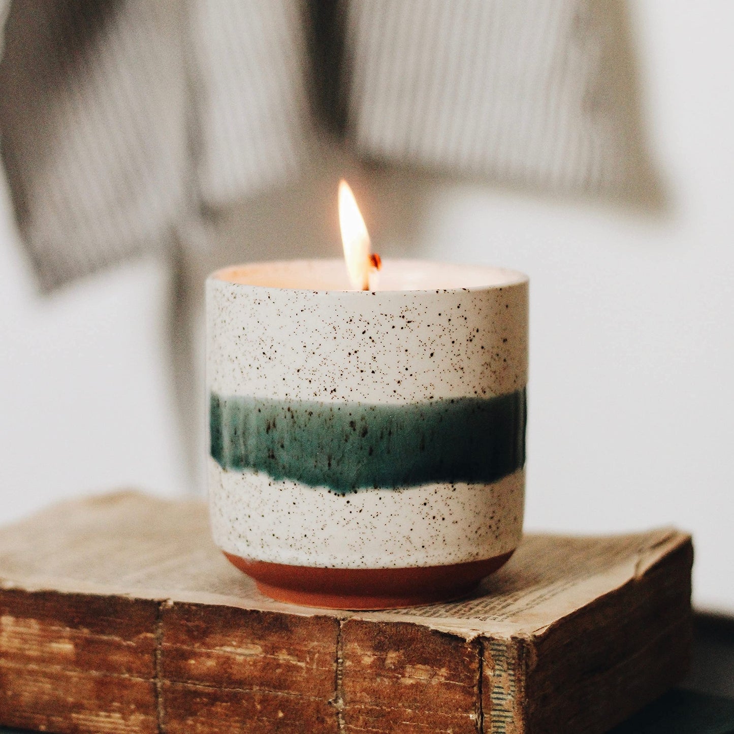 Hyggelight - The Growing Candle, Sandalwood & Vanilla Scented, 8.5oz Ceramic Pot, Aromatherapy Candles for Home, 100% Soy, Edith
