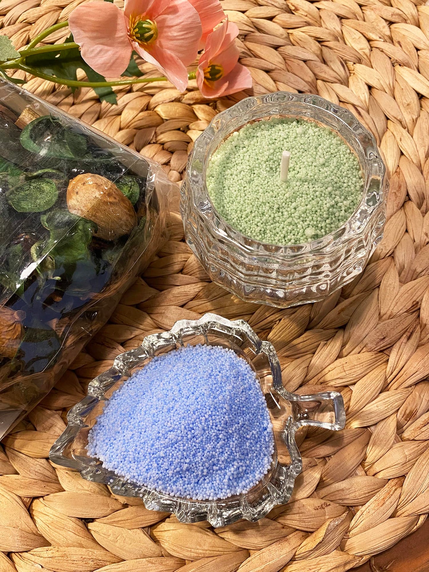 VITARIE Refillable Pearled Candle Sand 18oz, Unscented, 30 Cotton Wicks, 1.1lb Long Burning, Candle Making Kit, Sky Blue