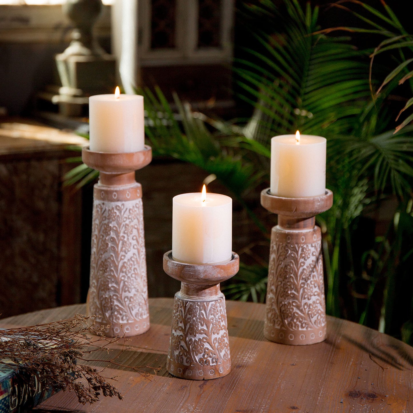 SOFE Handcarved Pillar Candle Holder Mantel, Farmhouse Wood Candle Holders, 6 Inch Tall Rustic Candle Holder for Dining Table Centerpiece Decor, Wooden Brown Candle Stands for Living Room, Bedroom