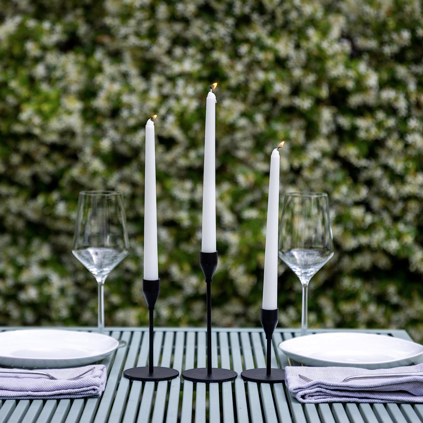 20 Pack White Taper Candles, 10 Hours Burn Time, Unscented, Smokeless and Dripless, 0.8 x 12 Inch Dinner Candle Set for Household, Wedding, Party and Home Décor Candlesticks